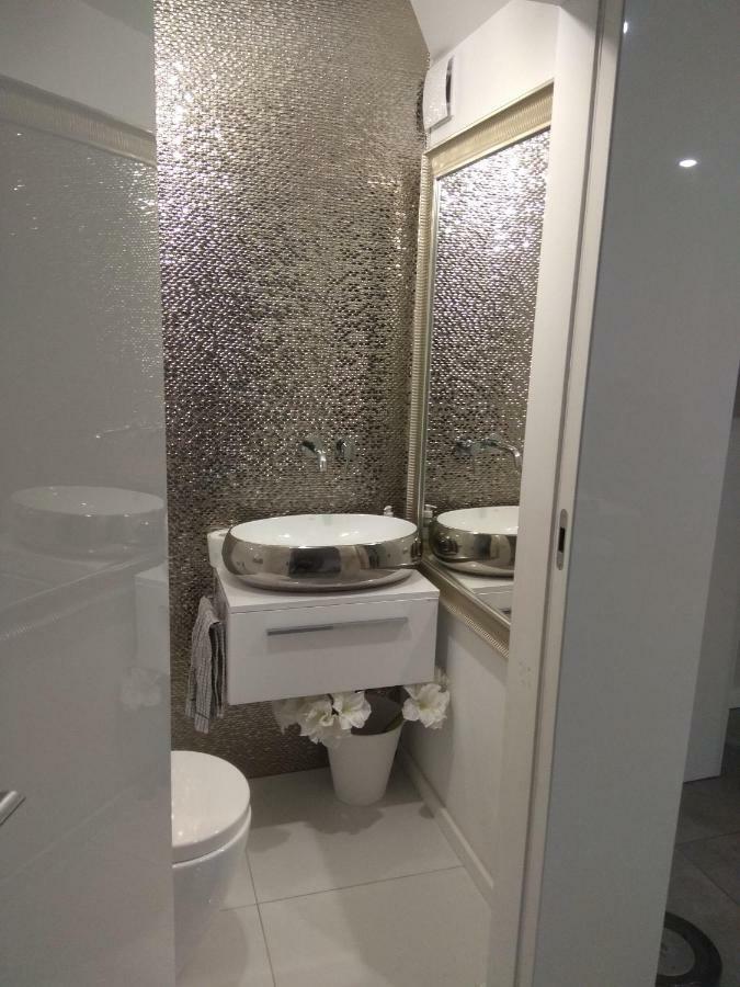 Luxury Apartment With Own Parking Хожув Екстер'єр фото