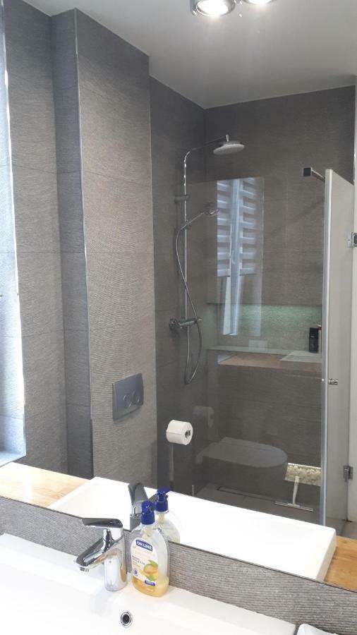 Luxury Apartment With Own Parking Хожув Екстер'єр фото